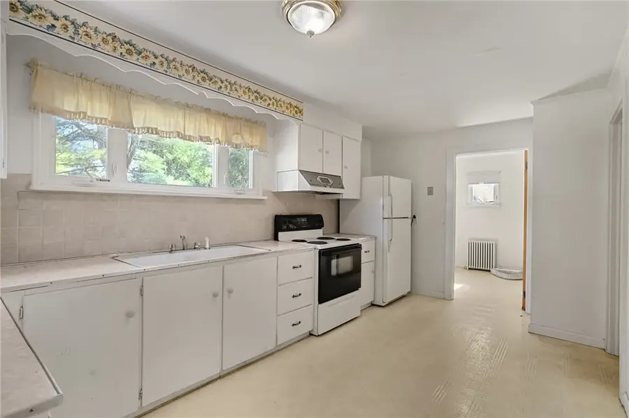 8 Wilder Avenue, Westerly, RI 02891 - #3