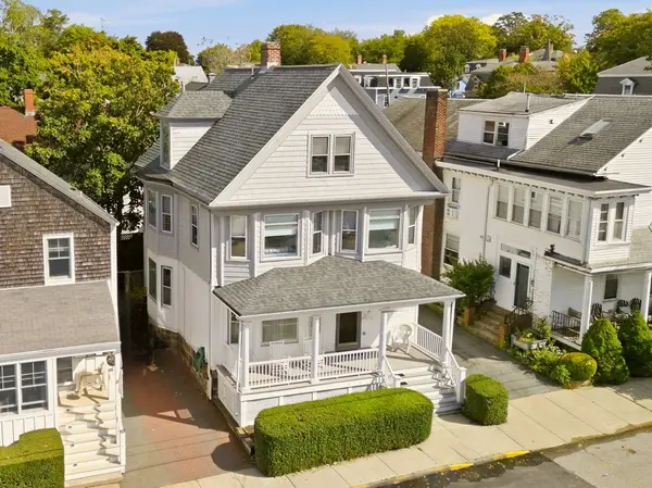 14 Mann Avenue, Newport, RI 02840