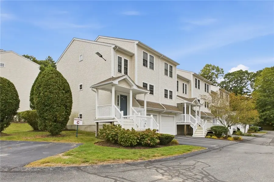 68 Red Brook Lane, West Warwick, RI 02893 - #3