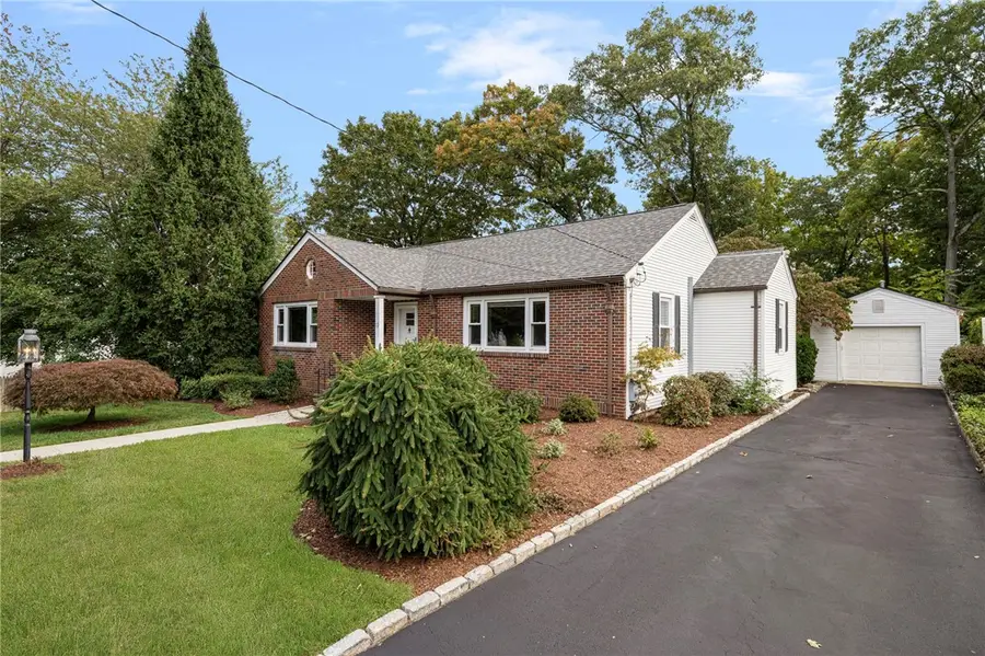 12 Bowen Street, Johnston, RI 02919 - #3