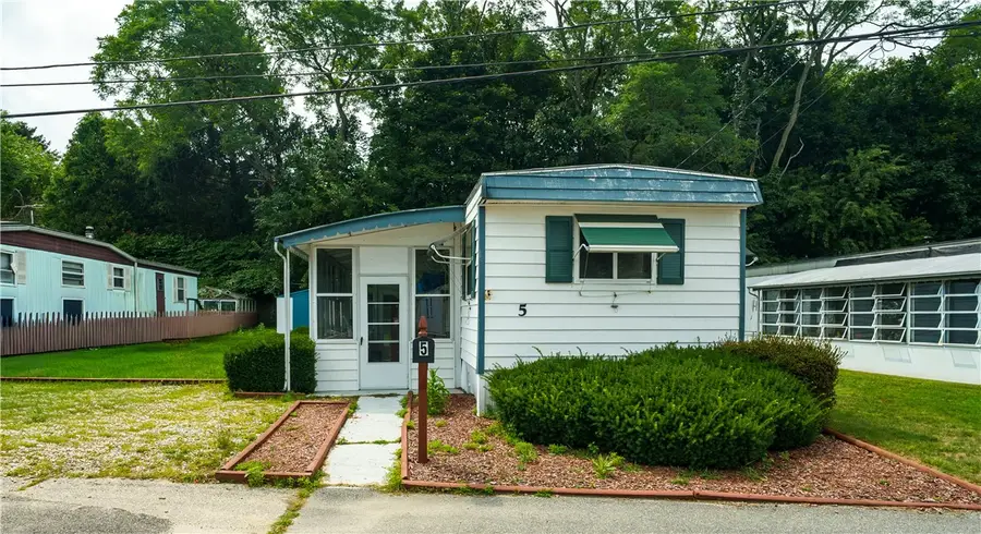 979 Toll Gate Road, Warwick, RI 02886 - #2