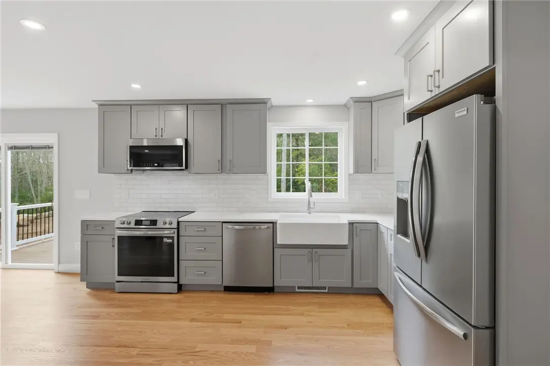 14 Elaine Drive, Hopkinton, RI 02833 - #1