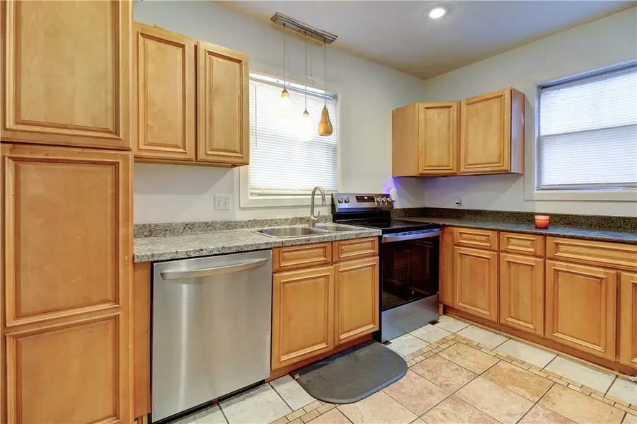 165 Briggs Street, Providence, RI 02905 - #2