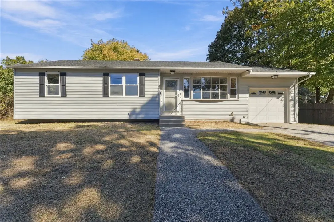 45 Dupont Circle, North Kingstown, RI 02852 - #1