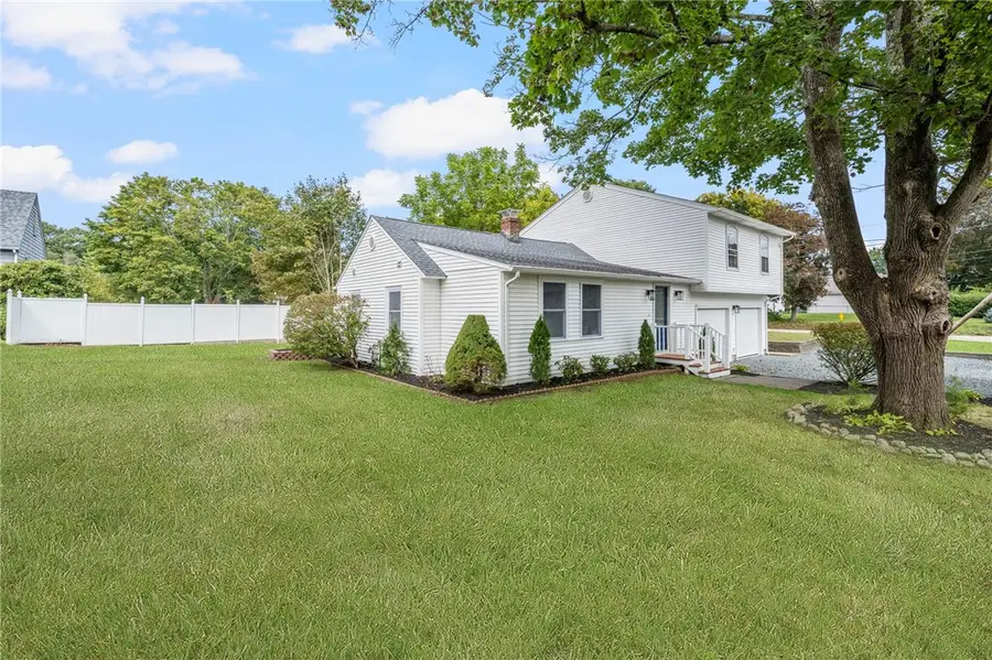 34 Mount View Avenue, North Kingstown, RI 02852 - #2