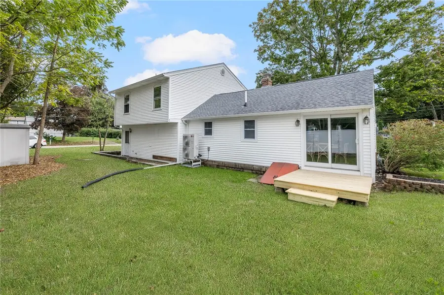 34 Mount View Avenue, North Kingstown, RI 02852 - #3