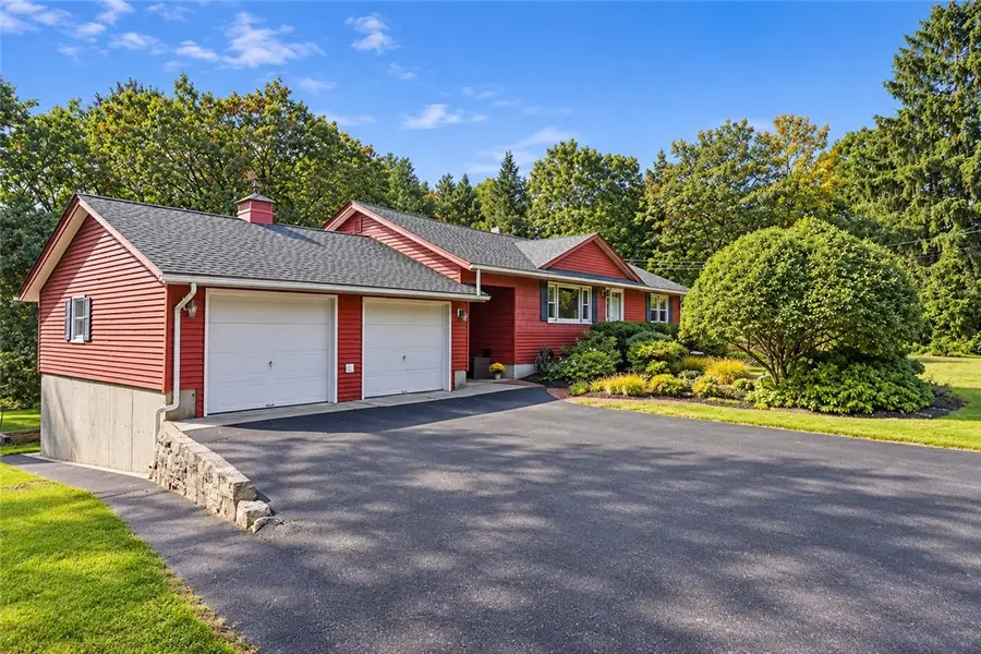 24 Tall Timber Trail, North Smithfield, RI 02896 - #2