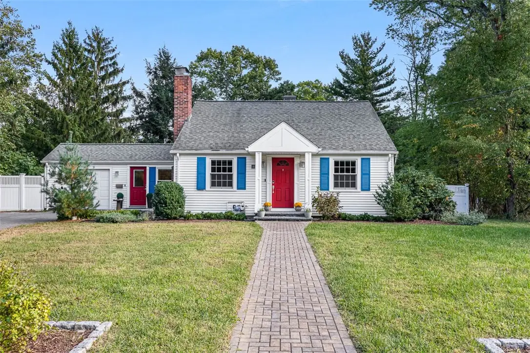 18 Massasoit Avenue, Barrington, RI 02806 - #1