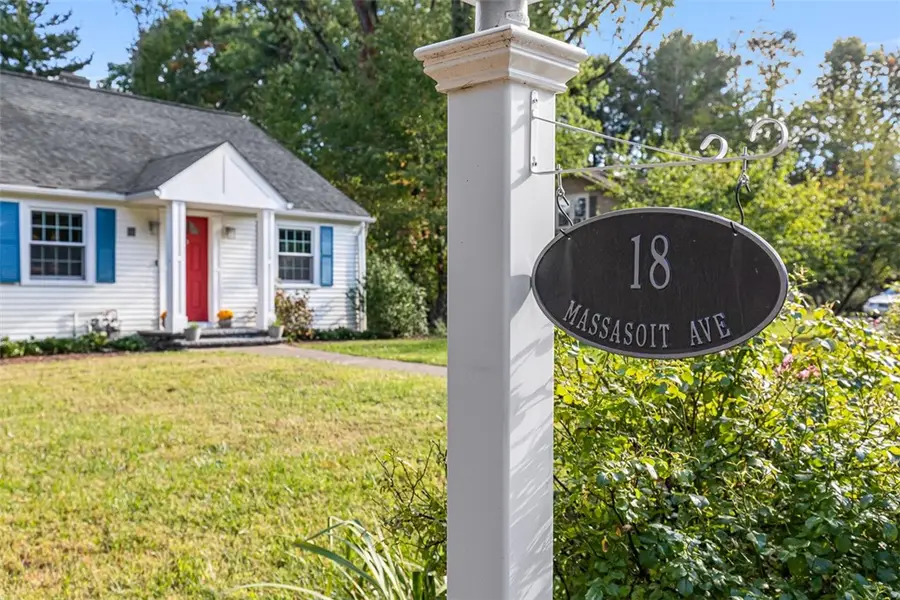 18 Massasoit Avenue, Barrington, RI 02806 - #3
