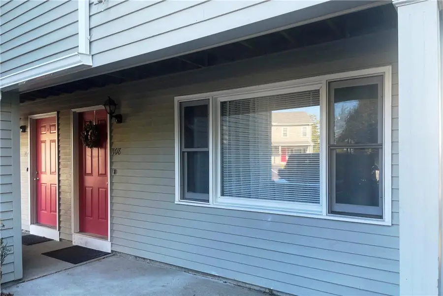 10 East Street #108, Cranston, RI 02920 - #2