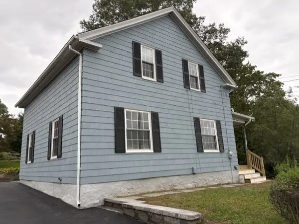 71 Aberdeen Street, West Warwick, RI 02893