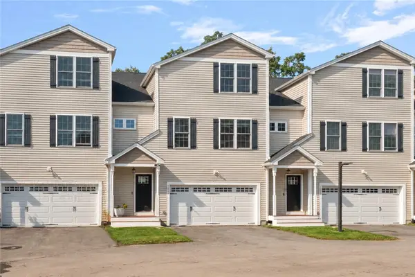 1204 Hunting Hill Drive, Cumberland, RI 02864