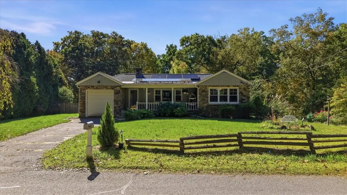 131 Henry Street, Uxbridge, MA 01569 - #1