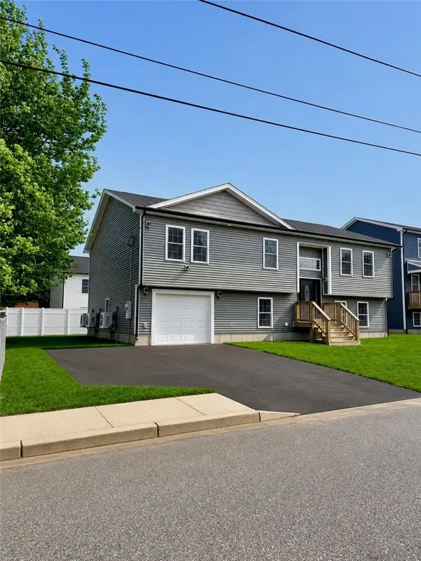 135 1st Avenue, Cranston, RI 02910
