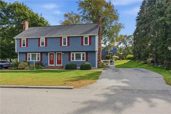 15 Collins Street, Attleboro, MA 02703