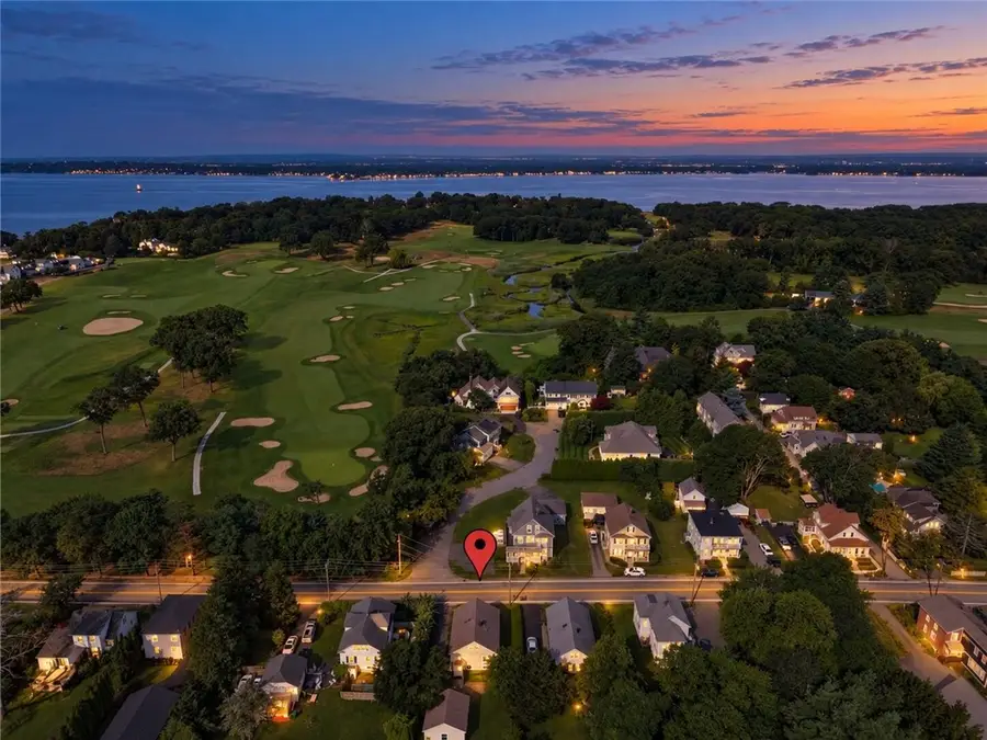 520 Middle Highway, Barrington, RI 02806 - #3