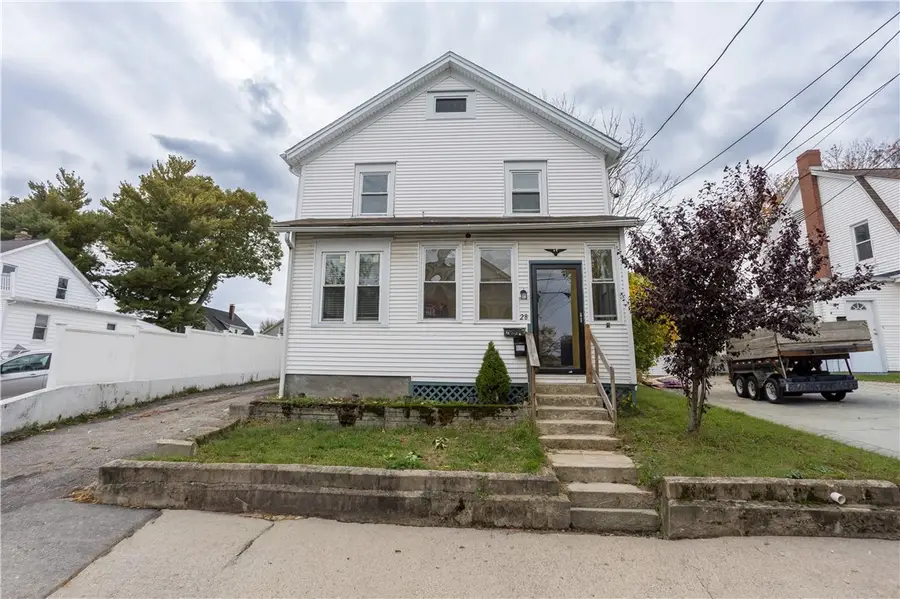 28 Yorkshire Street, Providence, RI 02908 - #3
