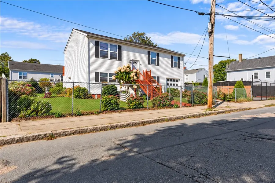 123 Acushnet Avenue, New Bedford, MA 02740 - #3