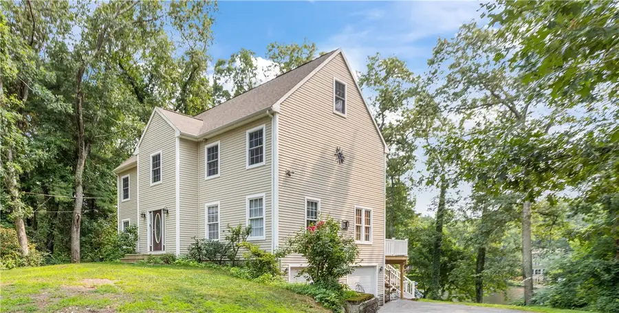 22 Breezy Knoll Road, Greenville, RI 02828 - #2