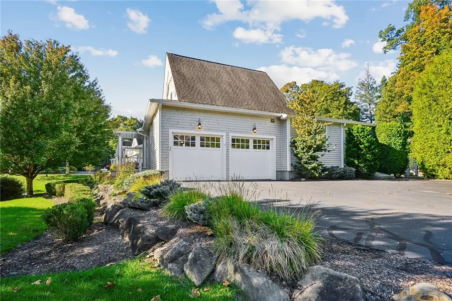 35 West Cove Drive #35, North Kingstown, RI 02852 - #3