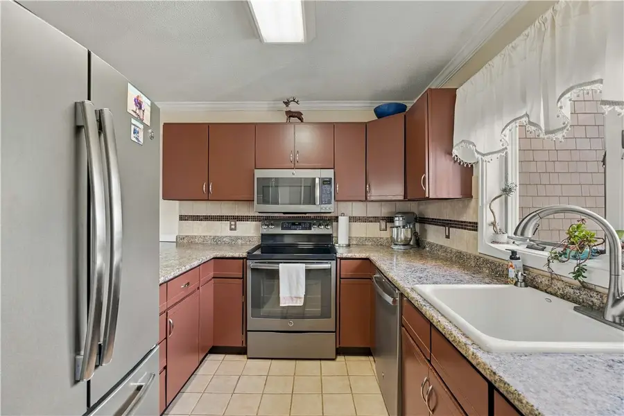 4 Palmer Circle #15, Hopkinton, RI 02832 - #2