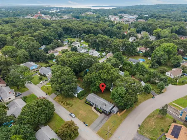 140 Tanner Avenue, Warwick, RI 02886