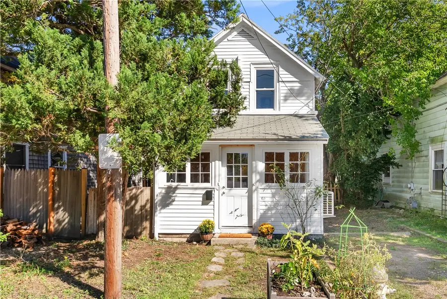 31 Blanding Avenue, Barrington, RI 02806 - #2