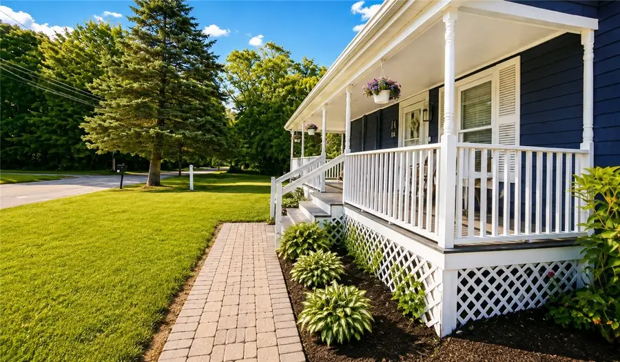 424 Buxton Street, North Smithfield, RI 02896 - #3