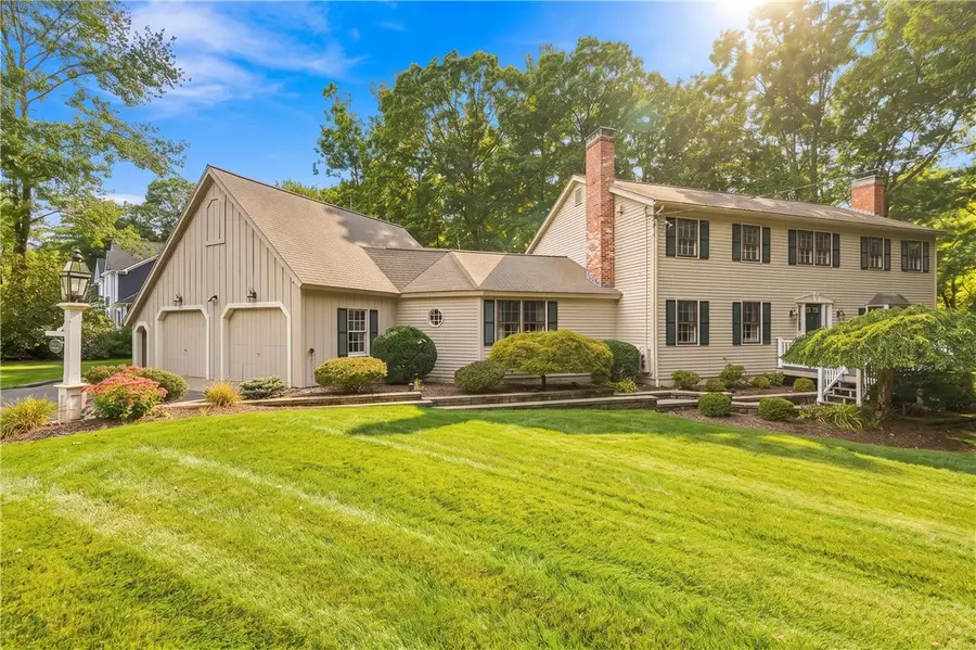 1 Kings Row, Cumberland, RI 02864 - #2