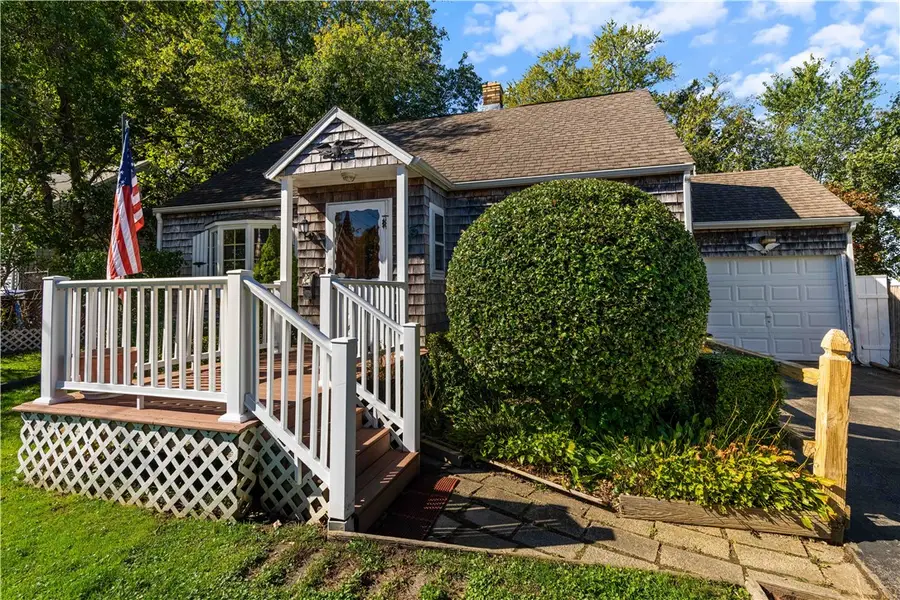 35 King Road, Middletown, RI 02842 - #2