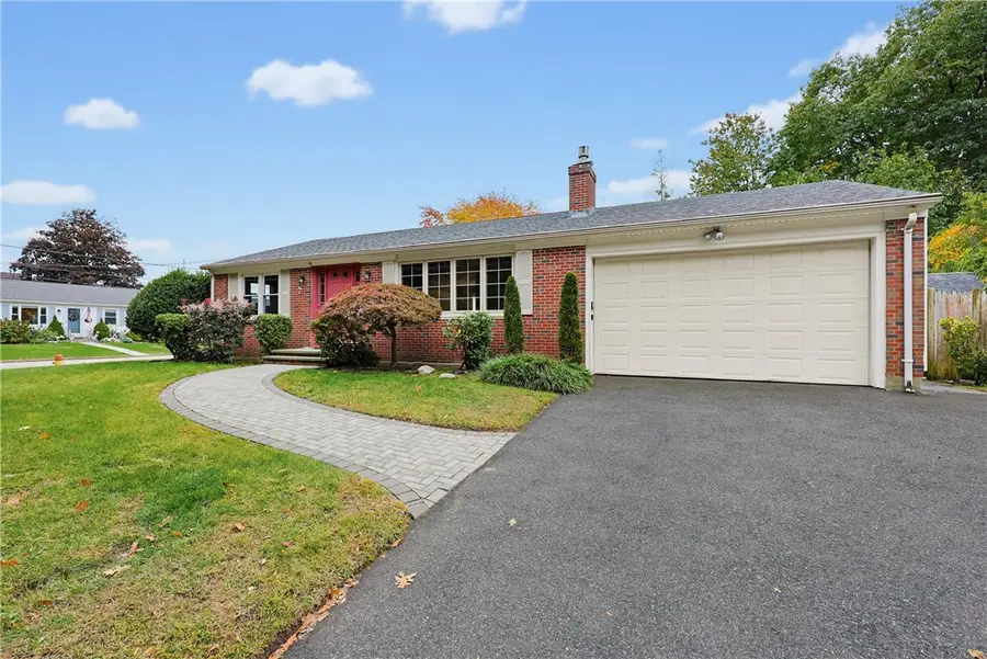 161 Rounds Avenue, Riverside, RI 02915 - #2