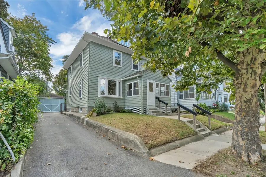 92 Bartlett Avenue, Cranston, RI 02905 - #2