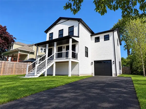 795 Academy Avenue, Providence, RI 02908