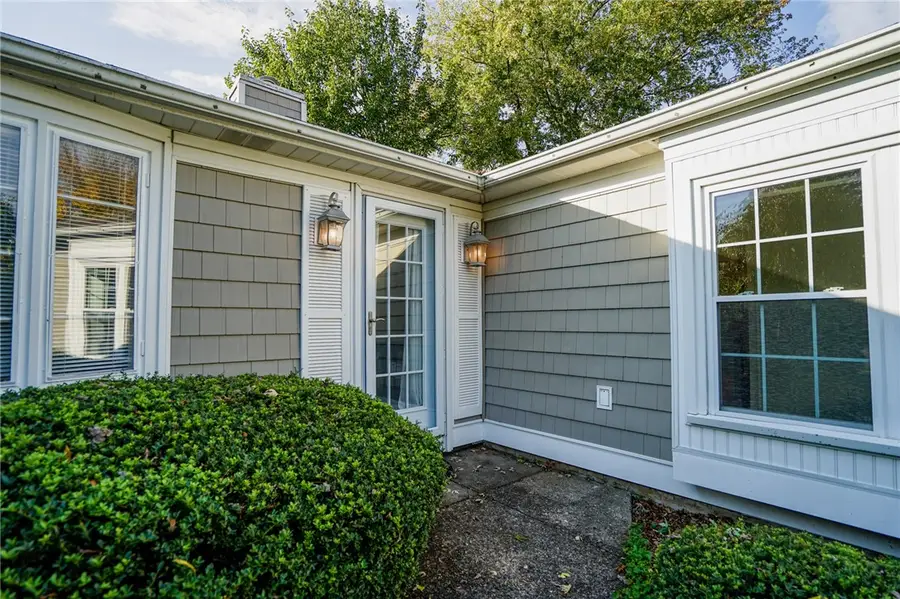 6 Tryon Avenue, Rumford, RI 02916 - #2