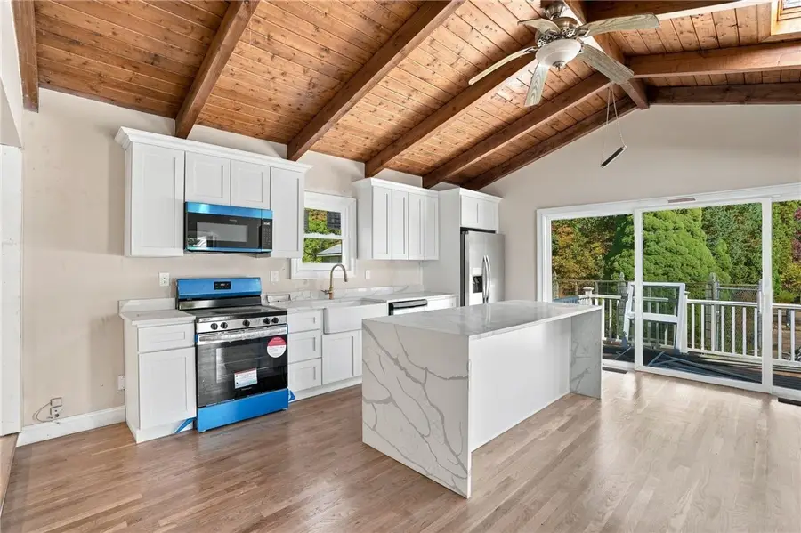 1330 Pippin Orchard Road, Cranston, RI 02921 - #3