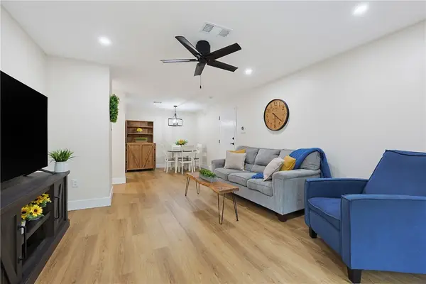 811 Franklin Crossing Road #811, Franklin, MA 02038