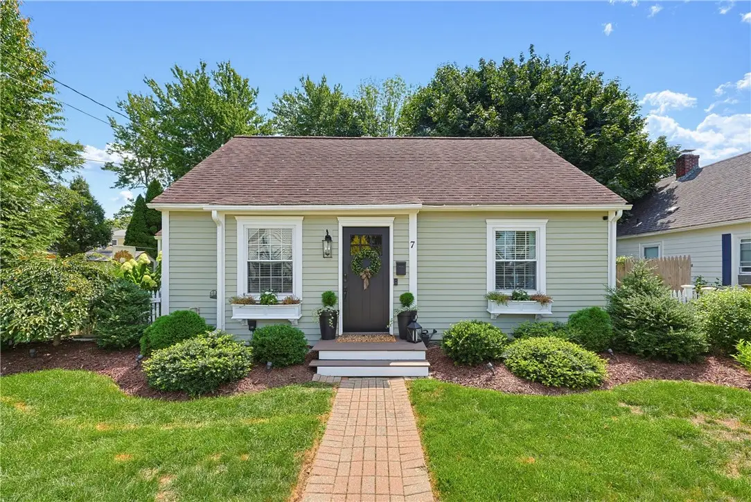 7 Whipple Avenue, Barrington, RI 02806 - #1
