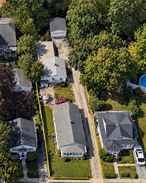 317 Harrington Avenue, Warwick, RI 02888