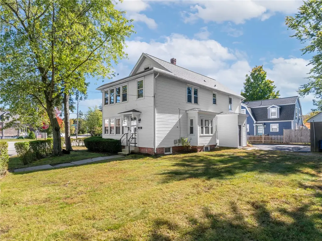 116 Bishop Avenue, Rumford, RI 02916 - #1