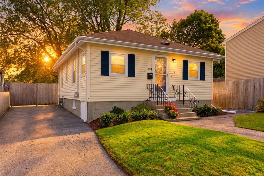 353 Massasoit Avenue, East Providence, RI 02914 - #3