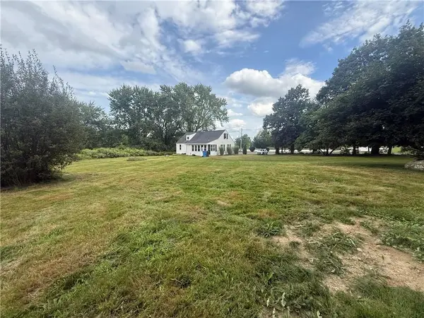 425 Hope Road, Cranston, RI 02921