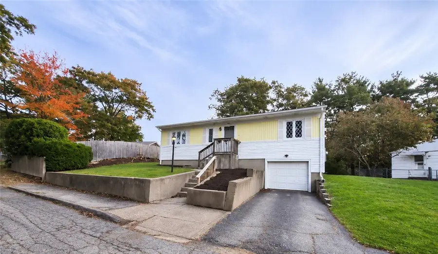 16 Powhatan Avenue, Coventry, RI 02816 - #3