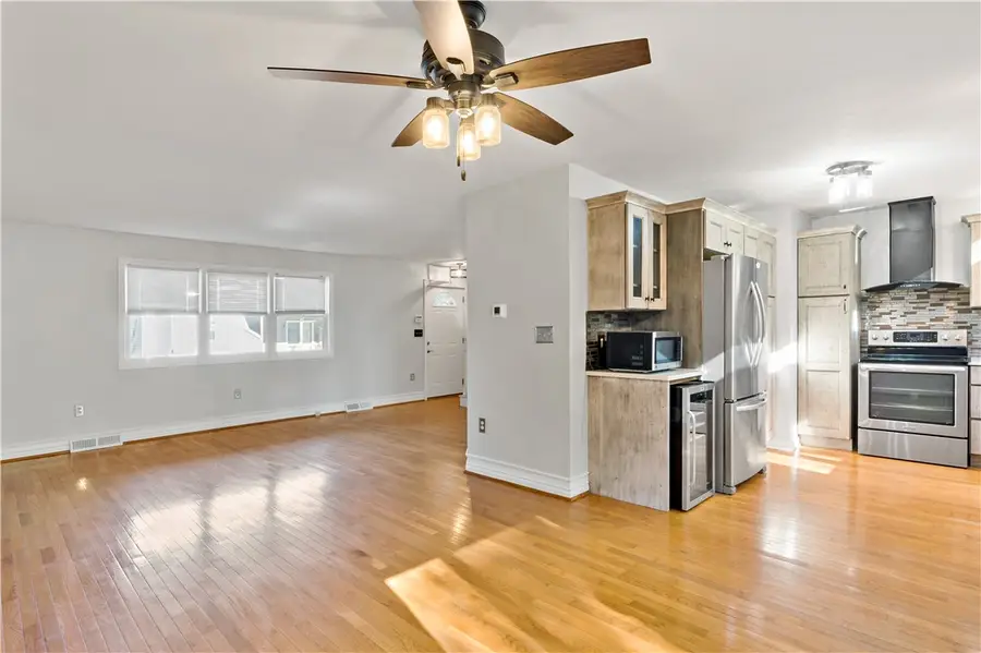 447 Stafford Road #F4, Tiverton, RI 02878 - #2