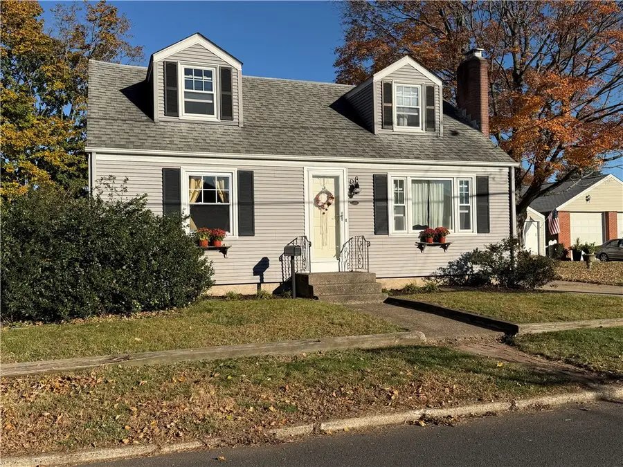 209 Woodbury Street, Pawtucket, RI 02861 - #2