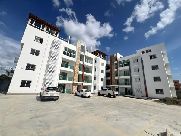 Calle .. Esquina D-1 Villa Olimpica, Santiago #2, ,  