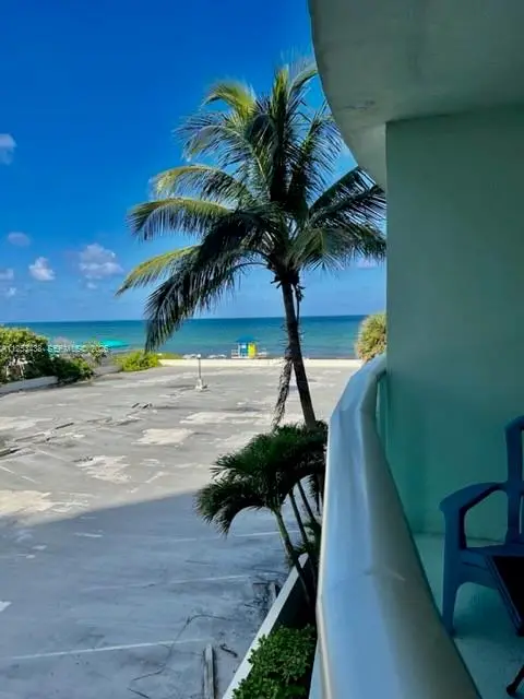 3801 S Ocean Drive #3C, Hollywood, FL 33019