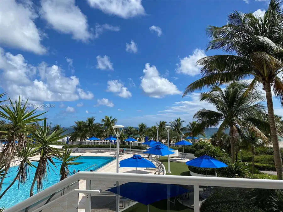 100 Lincoln Road #939, Miami Beach, FL 33139 - #2