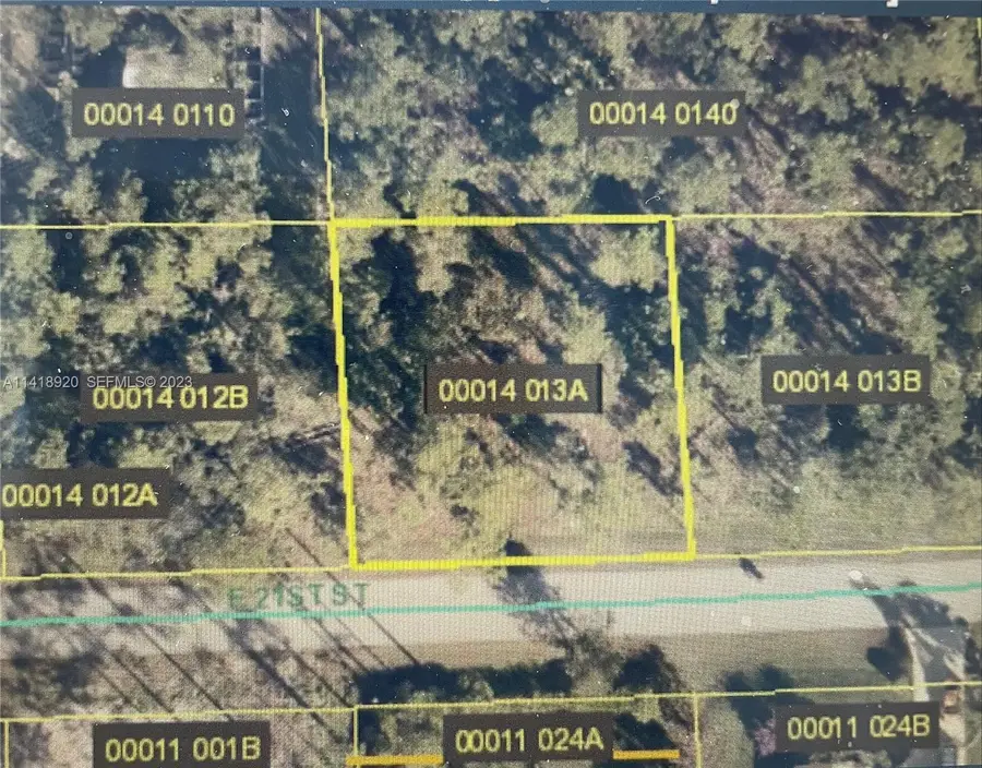 3305 E 21st Street, Lehigh Acres, FL 33920 - #2