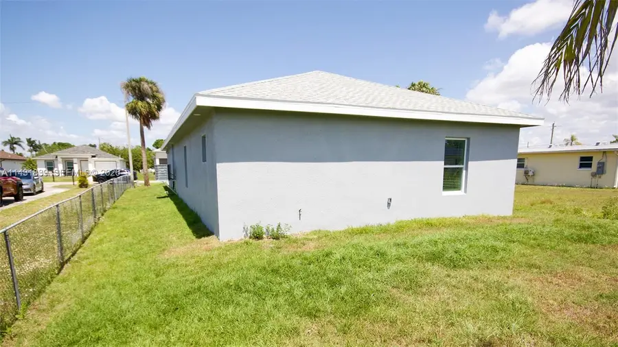 3428 N Jeffcott Street, Fort Myers, FL 33916 - #2