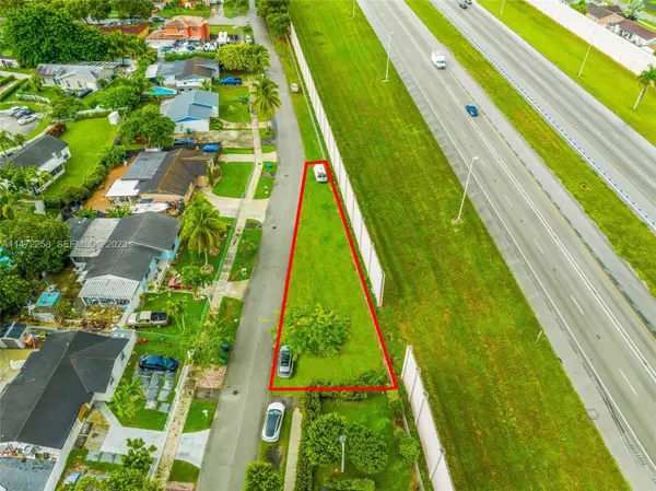 256 SW Street, Homestead, FL 33032